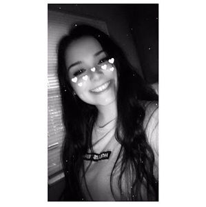 Meet your Posher, Kelsie